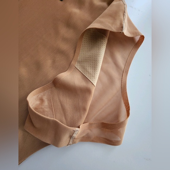 Rachel Rachel Roy Laser Cut Bonded No Show Shaping Thongs With Tummy Support - Picture 4 of 9